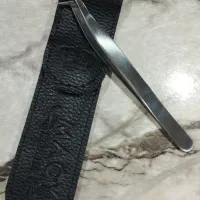 پنس کاشت مژه