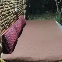 پشتی قرمز