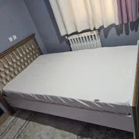 تخت خواب همراه لمسه وتشک طبی فنری آپادانامدل پابلو