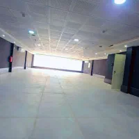 ۵۵۰ متر تجاری در طبقه پنجم . در مرکرز شهر ری