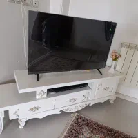 میز تلویزیون در حد نو