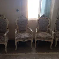 مبل سلطنتی کار کرده