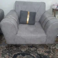 فروش مبل‌۵ نفره کاملا نو‌