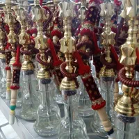 سری زن وچای ریز