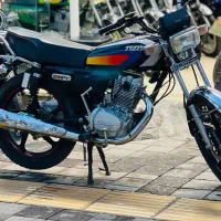 موتور سیکلت 200تیزپر توس هندا