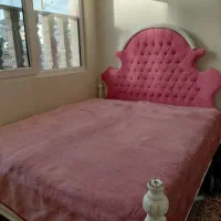 تخت دو نفره / آینه و کنسول / سرویس خواب / تخت چوبی