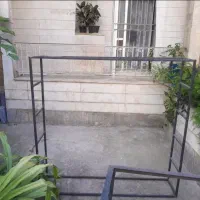 قفسه و میز کار