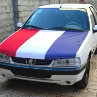 پرچم کاپوت طرح فرانسه