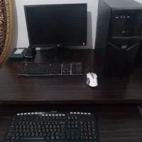 کامپیوتر و میز کامپیوتر LG تمیز و سالم درحدنو