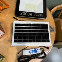 پرژکتور + پنل خورشیدی 2000 وات