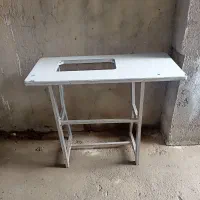 پایه چرخ خیاطی ژانومه