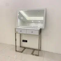 میز آرایش بدون آینه تمیز سالم کنسول میز تلویزون