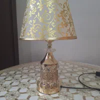 آباژور رومیزی طلایی