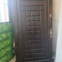 درب  ورودی  چوبی
