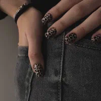 همکار ناخن کار حتی مبتدی