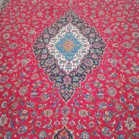 فرش قرمز