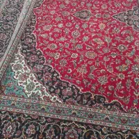 قالی سنتی قرمز