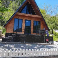 کلبه سوئیسی جنگلی