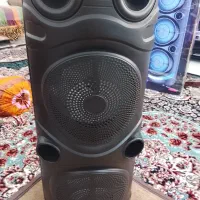 اسپیکر نونو با میکروفن بلندی یک متری