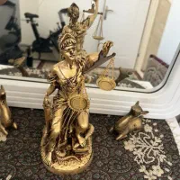 مجسمه های پلی استر