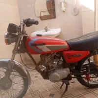 موتور مدل ۸۳ مدارک کامل پلاک اصلی عادی سند کارت