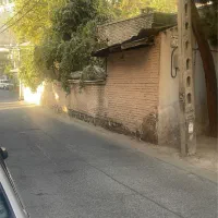 ۱۳۰۰ متر نیاوران