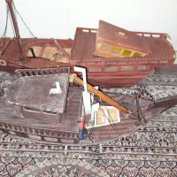 قایق چوبی