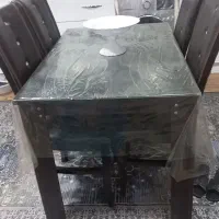 میزغذاخوری