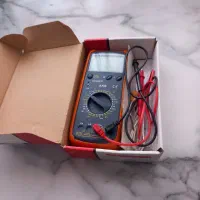 مولتی متر AKB مدا DT8200G