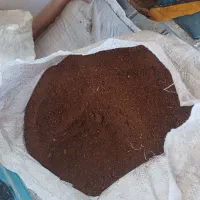 ۱۰۰ کیلو کنسانتره خرما برای طیور ماهی و دام