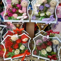 گلفروشی گل قرمز