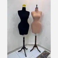 تعدادی لوازم مغازه به فروش میرسد