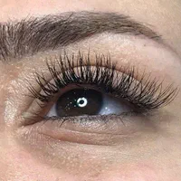 آموزش لیفت‌ولمینت مژه‌وابرو وکاشت مژه