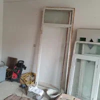 درب و پنجره چوبی