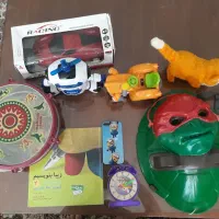 تعدادی اسباب بازی