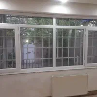 پنجره دو جداره بزرگ در حد نو