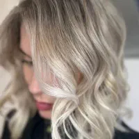 رنگ و لایت تخصصی کراتین کوتاهی میکاپ شینیون مژه
