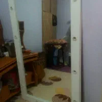 آیینه قدی لامپ دار