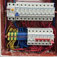 نیرو برای کار برق کاری وکلید پریز