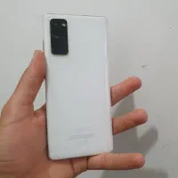 سامسونگ Galaxy s20fe سفید 128 گیگ