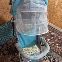 کالسکه عصایی تمیز وسالم در حد نو