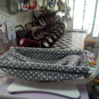 گهواره بانوج چرخ دار