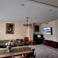 127متر-3خوابه-2پارکینگ-لابی-ویودار-روف-گاردن-نادر
