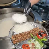 کمک اشپز و ظرفشور