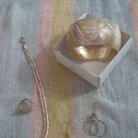 طلای هجده عیار
