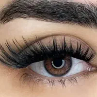 آموزش تخصصی کاشت ناخن و اکستنشن مژه نیازمندبه مدل
