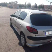 206مدل 80 تازه تعمیر .سلامت