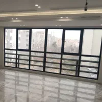 ۱۰۵ متر نوساز ورودی از لابی سالن پرده خور