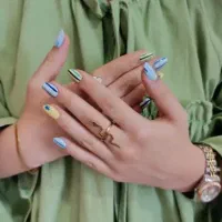 ترمیم ناخن۲۵۰ آفرکاشت ناخن و ژلیش