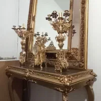 آینه و شمعدان و ساعت